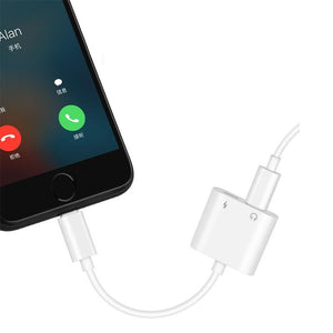 ADAPTADOR 2/1 PARA IPHONE (ÁUDIO + CARREGADOR LIGHTENING)